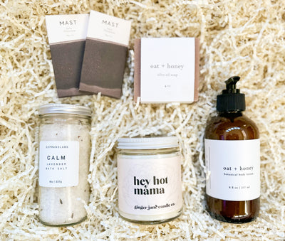 Bring comfort and relaxation to the mother in your life with this hey hot mama gift set.  She can start with lighting the non-toxic soy candle to create the relaxing atmosphere she needs.  Next, she can indulge in some delicious organic dark chocolates to sweeten up the day.  Afterwards, she can draw herself a warm calming bath and add the lavender bath salts for even more relaxation.  Finish off the spa day by applying the oat and honey body lotion to moisturize and nourish her skin.  